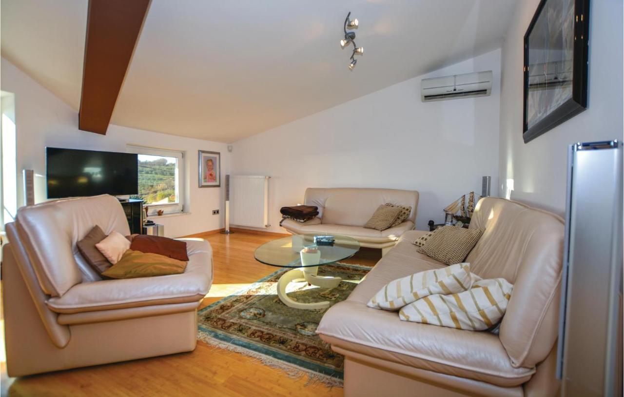 Lovely Home In Izola With Kitchen Malija Екстер'єр фото